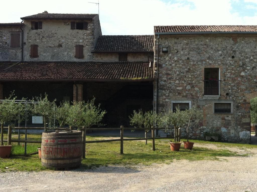 Agriturismo Licensi Del Bresa Villa Monzambano Room photo