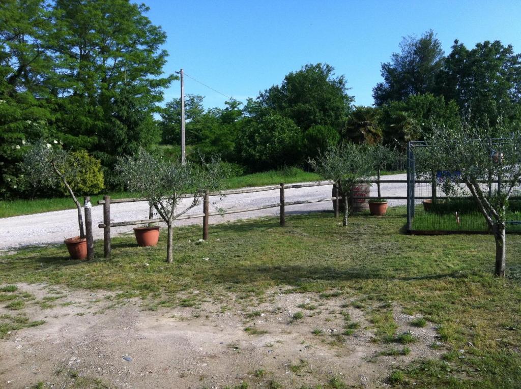 Agriturismo Licensi Del Bresa Villa Monzambano Exterior photo
