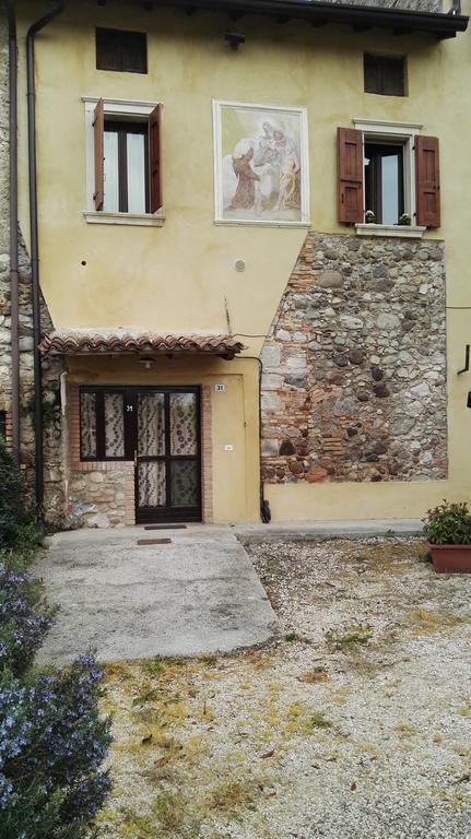 Agriturismo Licensi Del Bresa Villa Monzambano Exterior photo