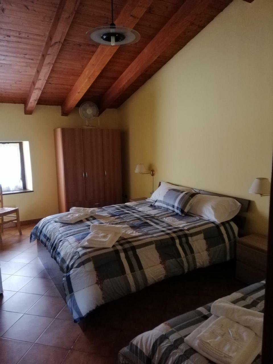 Agriturismo Licensi Del Bresa Villa Monzambano Exterior photo
